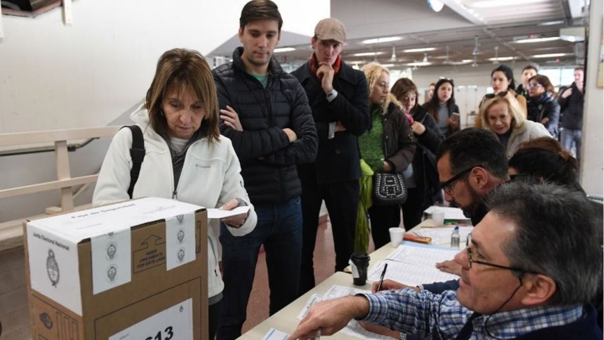 Elecciones 2023: se iniciaron los comicios generales en todo el país, en la que están habilitados unos 35 millones de argentinos para elegir un nuevo Gobierno (Foto: NA).