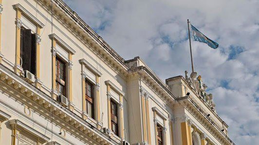 Desprocesan a un policía acusado por gatillo fácil en el Barrio Illia, uno de los de mayor peligrosidad de la Capital Federal