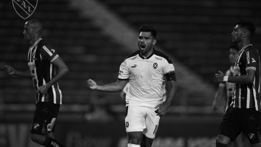 Independiente eliminó a Villa Mitre con un penal de Romero y avanzó a 16vos