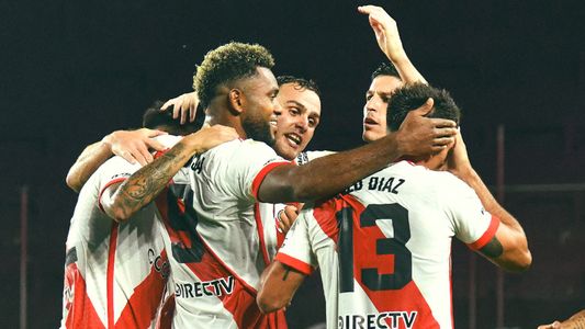 River venció 2-0 a Barracas Central y logró su primer triunfo en la Copa de la Liga