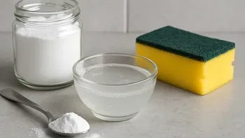 Bicarbonato con agua para limpiar: cómo usarlo bien y en qué superficies conviene aplicarlo
