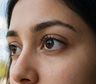 Moscas volantes en los ojos: qué son, por qué aparecen y los ejercicios para reducirlas de forma natural