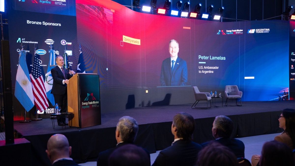 Peter Lamelas hizo el anuncio durante Argentina Oil & Gas Patagonia (AOG 2026). (Foto: @USAmbassadorARG)