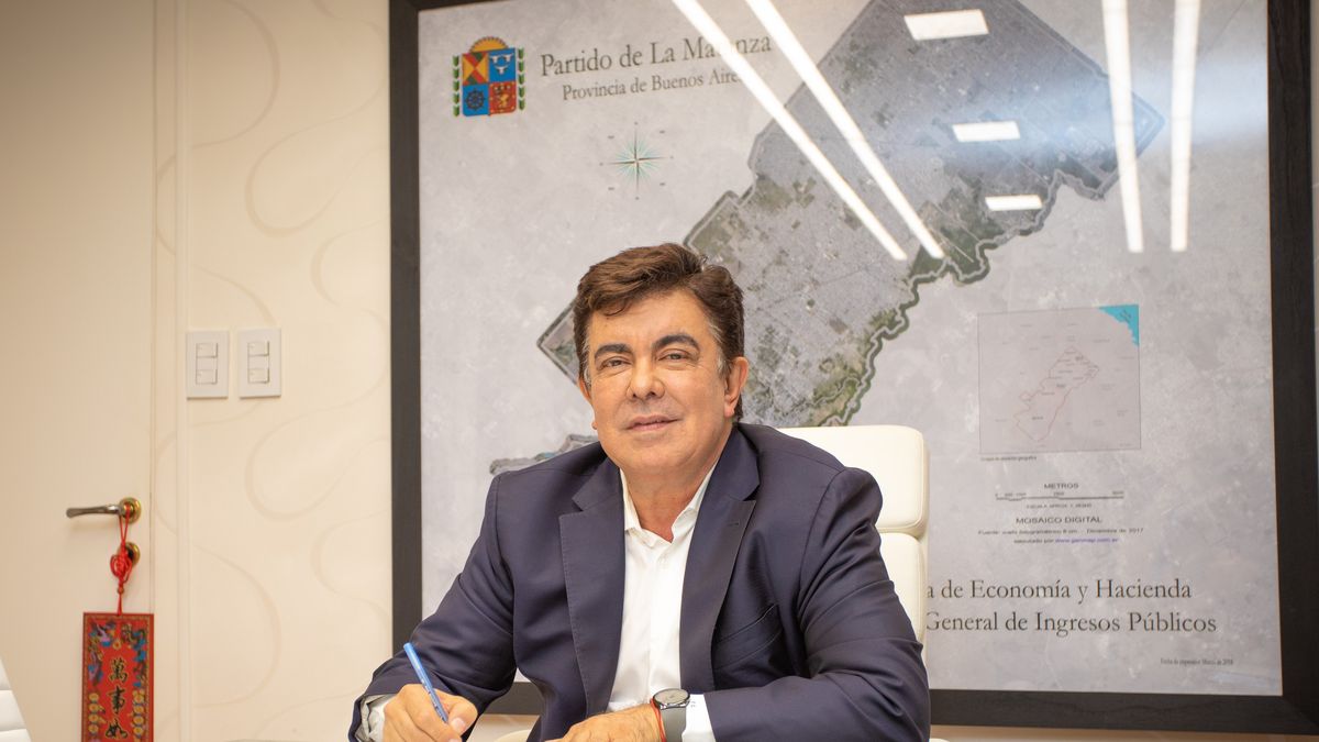 Fernando Espinoza otorgó un aumento del 70% a los trabajadores municipales de La Matanza. (Prensa)