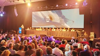 Expectativa por las definiciones de la Convención de la UCR.