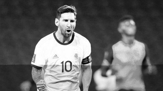 Argentina le ganó 1-0 a Ecuador en La Bombonera con un penal de Messi y arrancó las Eliminatorias con una sonrisa