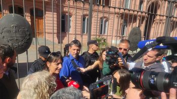 Los periodistas de la Casa Rosada recibieron el respaldo de diputados y evalúan presentar un amparo