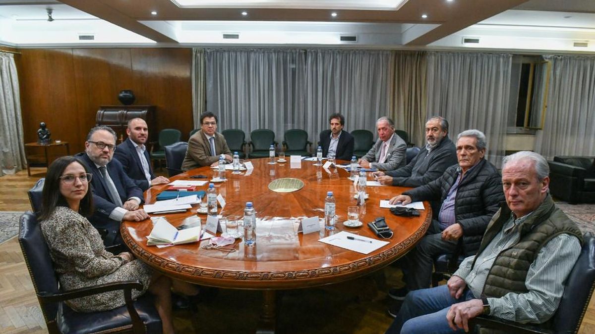 INflación: el Gobierno acordó con empresarios y la CGT establecer medidas en conjunto para contener el aumento de los precios. (Foto: Ministerio de Trabajo)