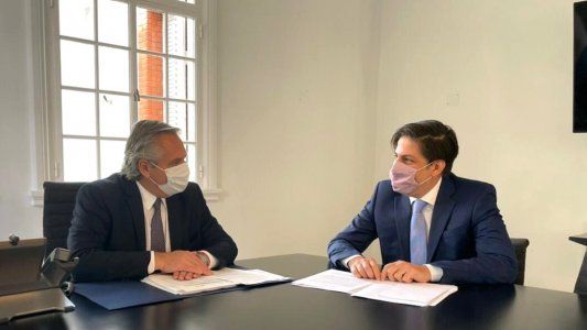 Alberto analizó con Trotta alternativas intermedias para volver a clases presenciales