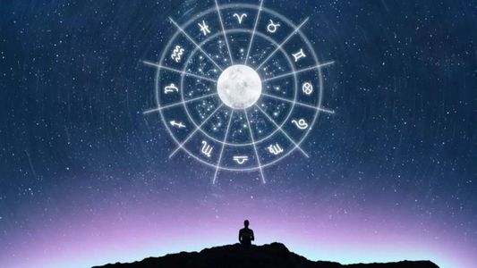 Una propuesta puede cambiarlo todo: qué señales mirar hoy según tu signo