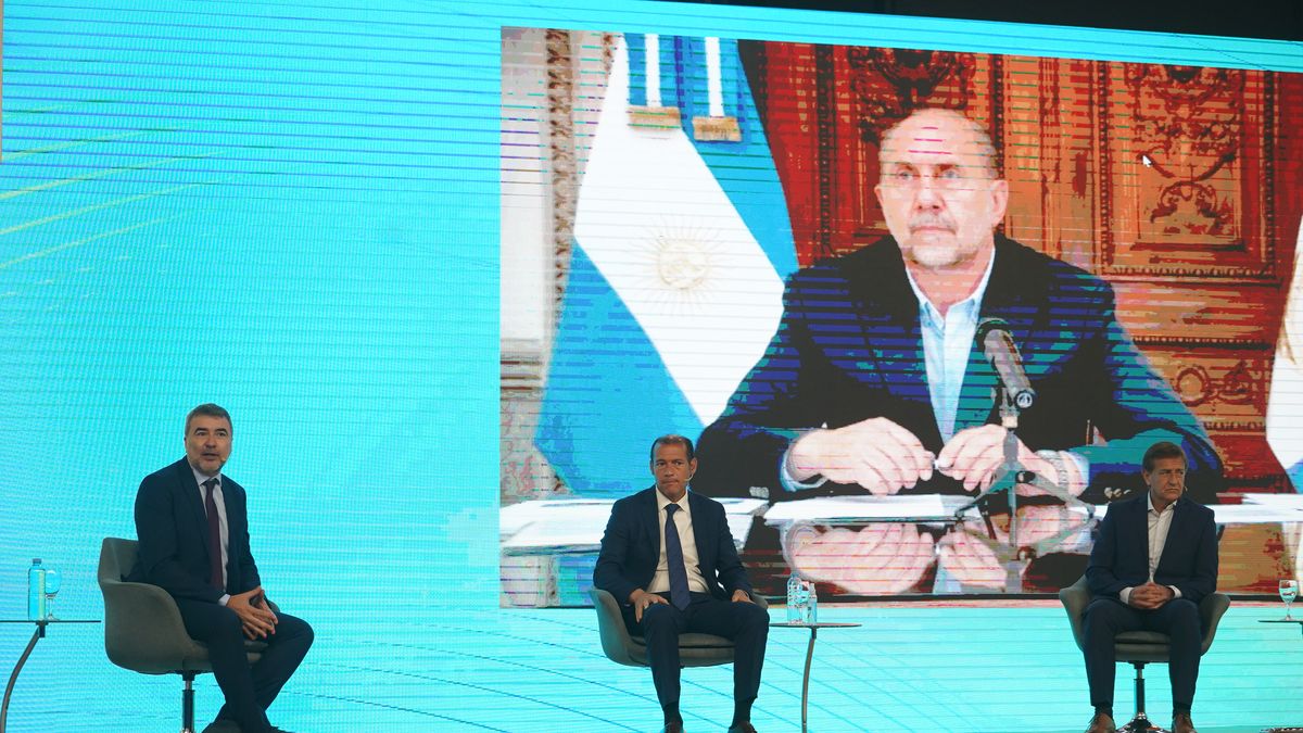 Coloquio IDEA: Omar Gutiérrez
