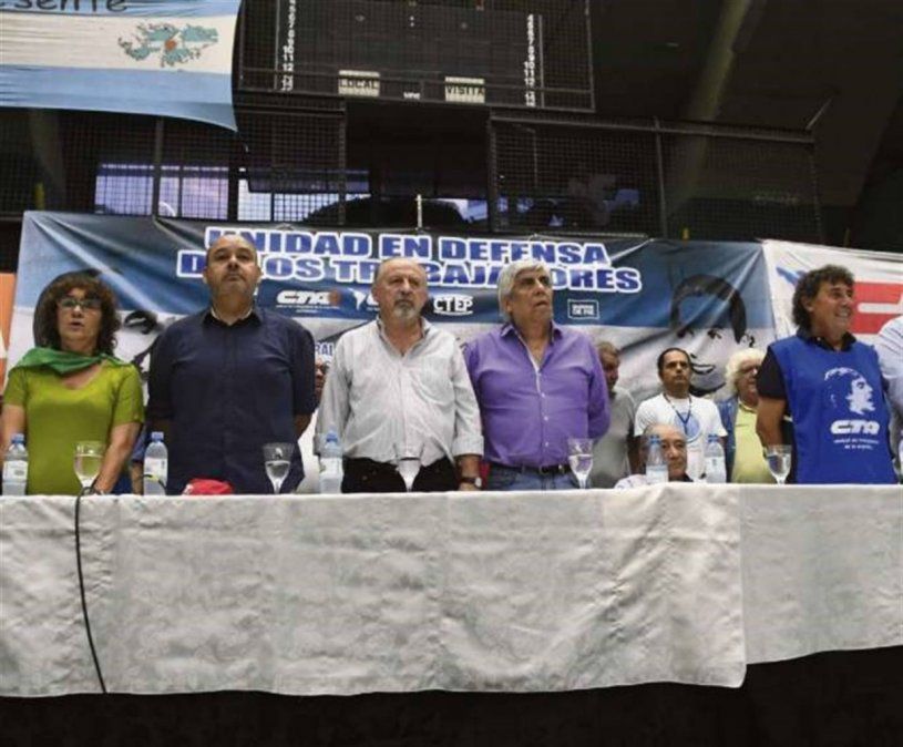 El 1° de mayo, un reflejo de la realidad sindical: fragmentación, tironeos y la sombra de la reforma laboral