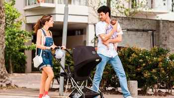 Las primeras fotos de Violeta Urtizberea con su hija Lila