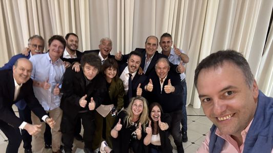 Javier Milei convocó a sus ministros a Olivos para celebrar el primer año de su gestión