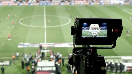 Fútbol y TV: Russo dice que se renegociará el contrato y habrá cambios