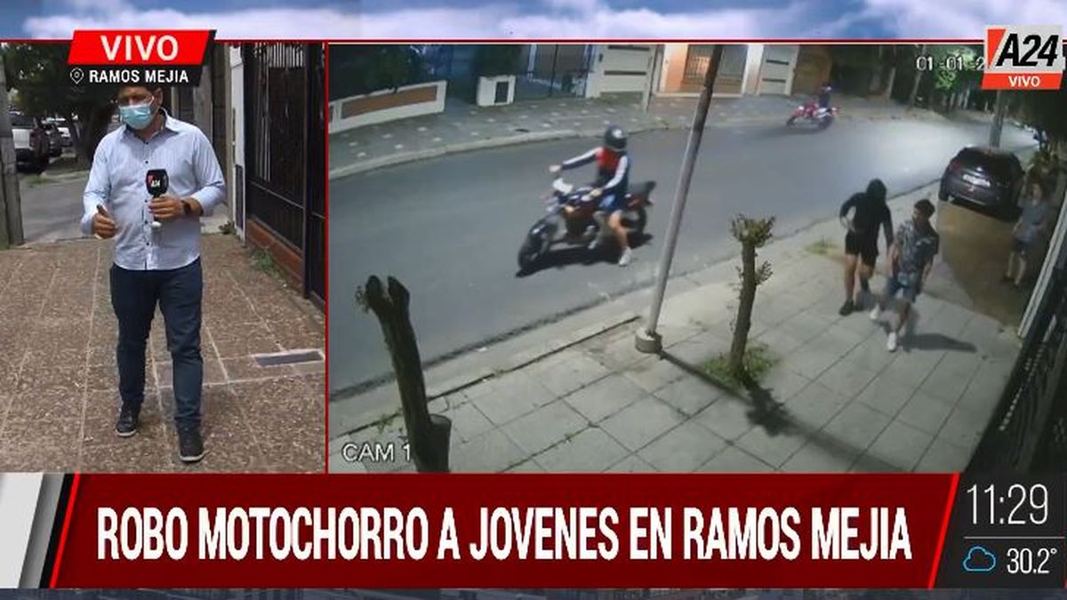 Ramos Mejía: violento ataque motochorro en piraña a 4 jóvenes. (Captura de Tv)
