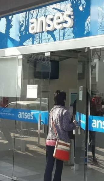 Jubilaciones, pensiones, AUH y otros programas ANSES: quiénes cobran hoy viernes 11 de febrero