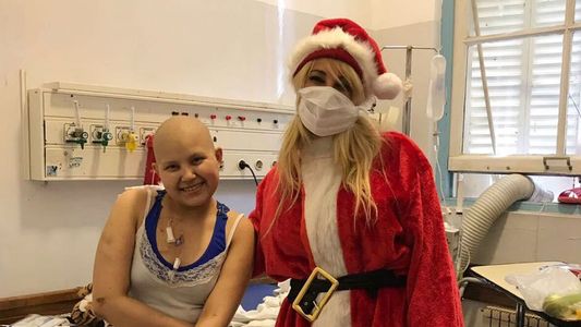 La Navidad solidaria de Victoria Xipolitakis: visitó a los niños del Hospital Gutiérrez