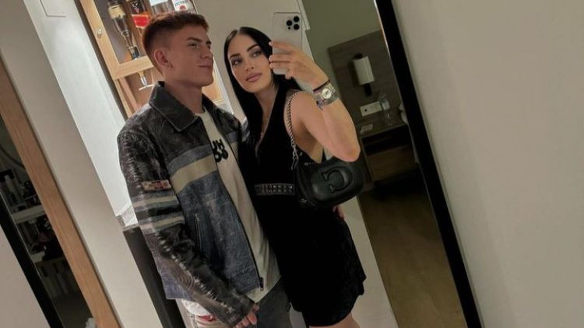 Valent&iacute;n Barco, junto a su nueva novia.