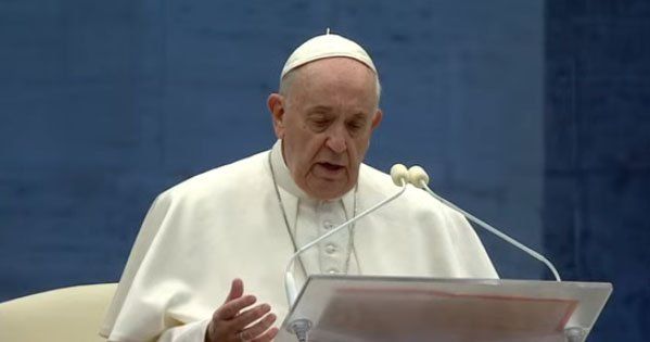 Francisco denunció una casta pecadora en la Curia y adelantó nuevos cambios en el Vaticano