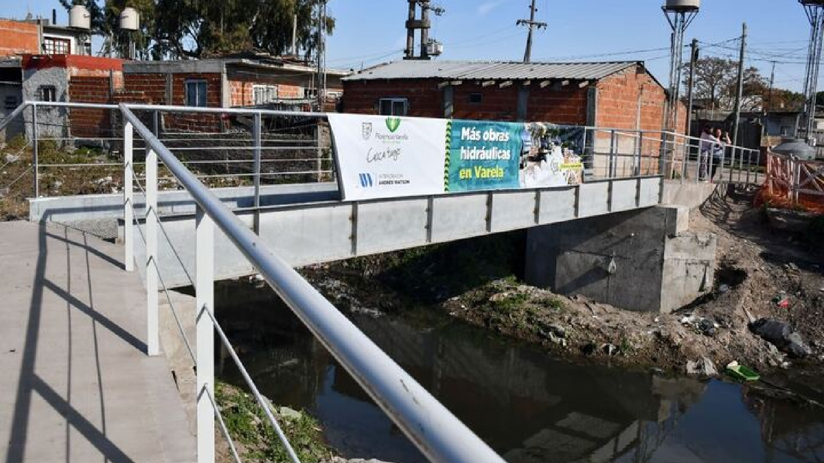 El Municipio de Florencio Varela habilitó la circulación por el puente peatonal de El Molino. (Foto: Municipio Florencio Varela)