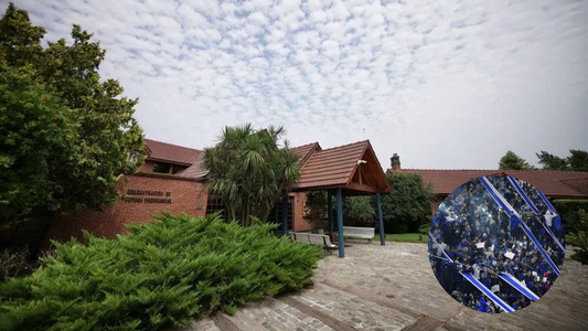 Barras de Vélez violentaron la seguridad de la Villa Olímpica y apretaron al plantel