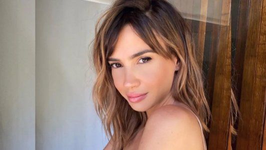 Celeste Cid al borde de la censura: sin corpiño y en colaless en la cama