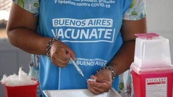 Las provincias y privados pueden comprar vacunas contra el Covid-19, pero según Quirós no hay mercado