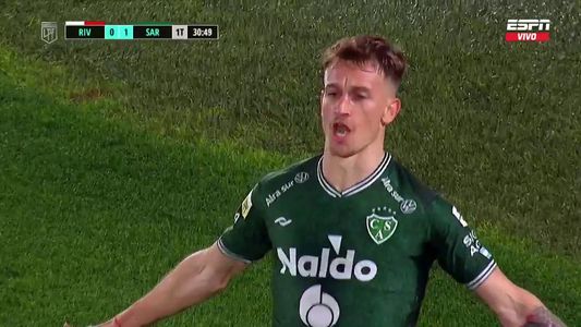 Sarmiento sorprendió a River en el Monumental y se llevó un triunfo histórico