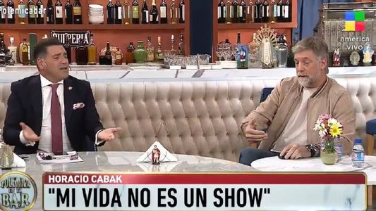 Horacio Cabak regresó a Polémica en el bar y se cruzó con Mariano Iúdica: Mi vida no es un show