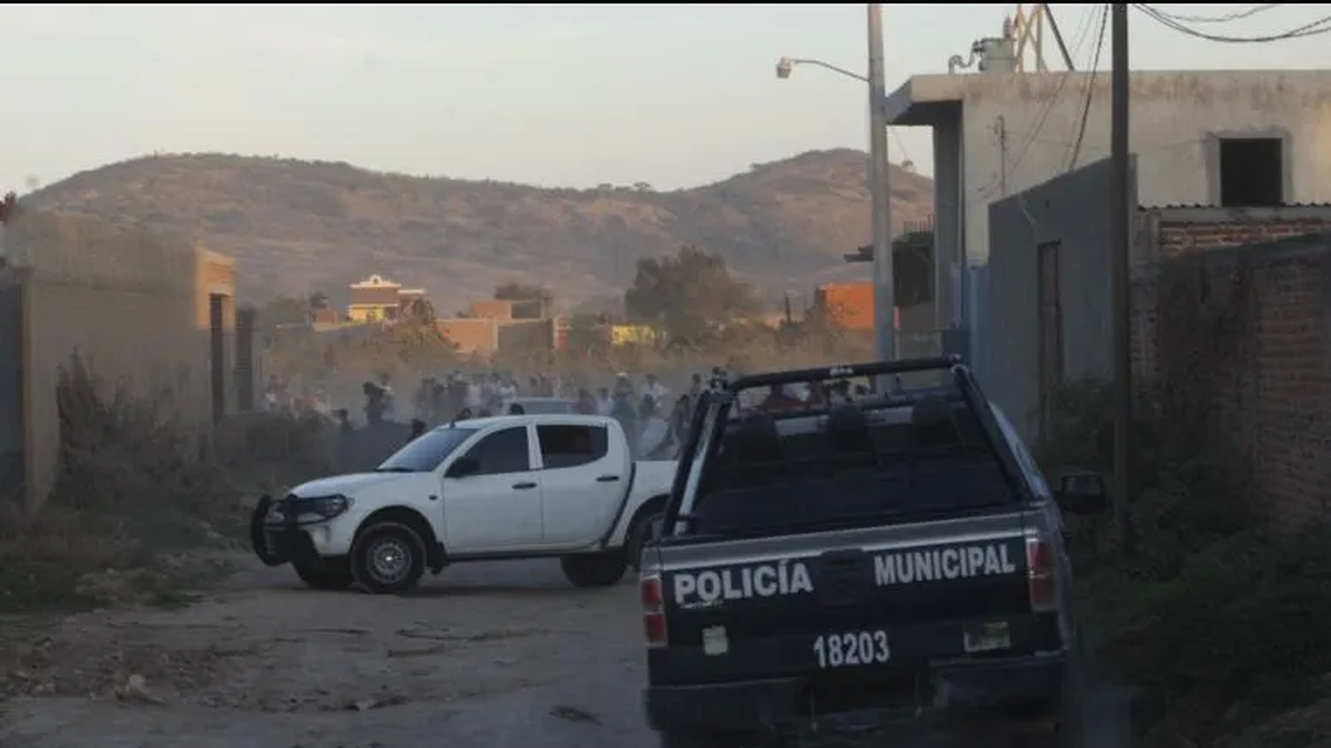 Ocho cadáveres fueron colgados en árboles y puentes en tres comunidades del municipio de Fresnillo