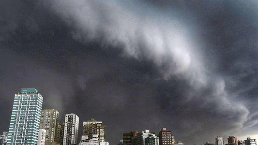 Cuándo llega la gran nube de polvo de la Patagonia: alerta por cuidados a bebés y adultos mayores