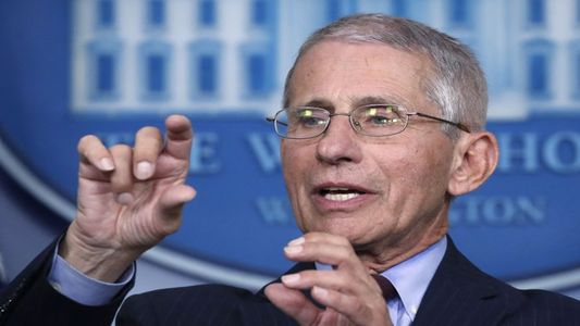 Una denuncia compromete al Dr. Fauci, experto norteamericano en vacunas y el coronavirus