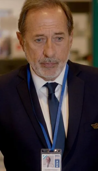 Guillermo Francella saca a la luz oscuros negocios de la AFI y ministros con valijas