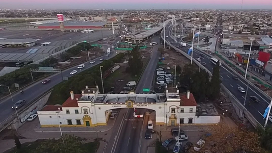 Los detuvieron al ser captados por el Anillo Digital con un auto robado en Puente La Noria