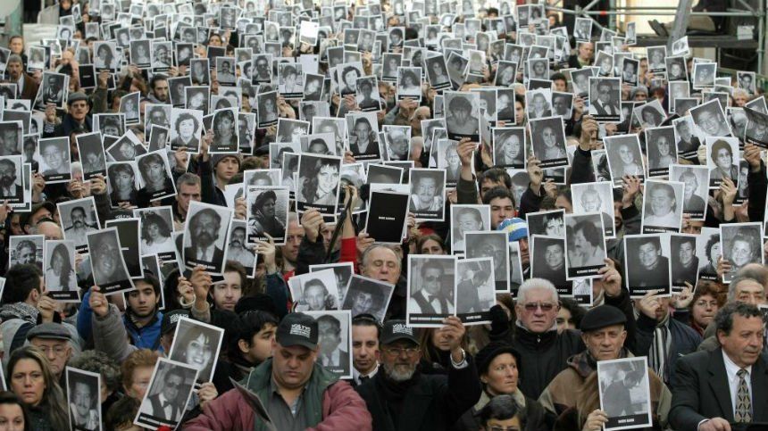 La AMIA le pidió a la DAIA que desista de la denuncia contra Cristina Kirchner por el memorándum con Irán