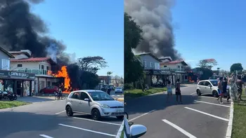 Cayó una aeronave sobre un inmueble en sur de Brasil: al menos un muerto. Cayó una aeronave sobre un inmueble en sur de Brasil: al menos un muerto.