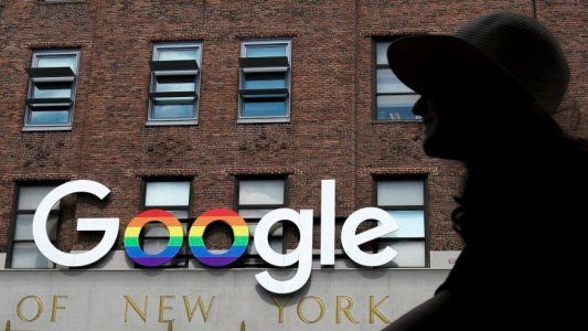 Un ex ejecutivo de Google dice que lo echaron porque quería un programa para defender los derechos humanos