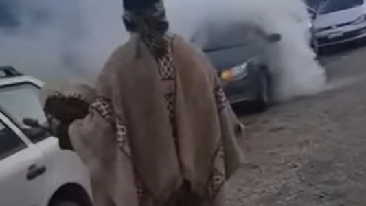 Villa Mascardi: nuevos incidentes entre la Policía y mapuches que se manifestaban en la ruta