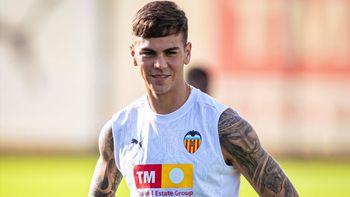 fue companero del dibu y debuto ante messi: quien es enzo barrenechea, la sorpresa de scaloni en la seleccion argentina fue companero del dibu y debuto ante messi: quien es enzo barrenechea, la sorpresa de scaloni en la seleccion argentina