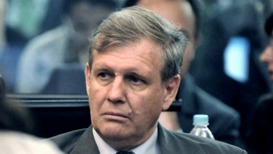 El Gobierno incluyó a Astiz en una lista de presos que podrían acceder a la prisión domiciliaria