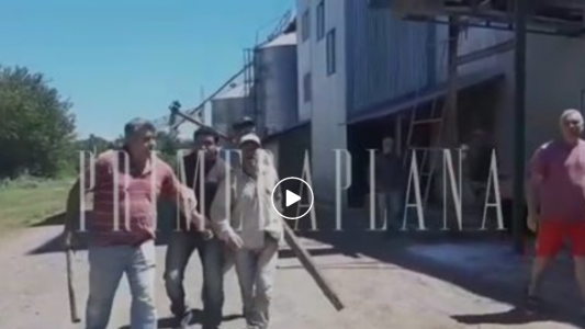 A los palos: así agredieron a inspectores en un molino harinero