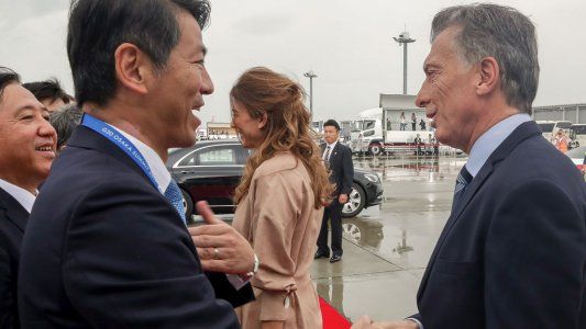 Macri ya llegó a Osaka para la cumbre del G20 y mantuvo un breve encuentro con el primer ministro japonés