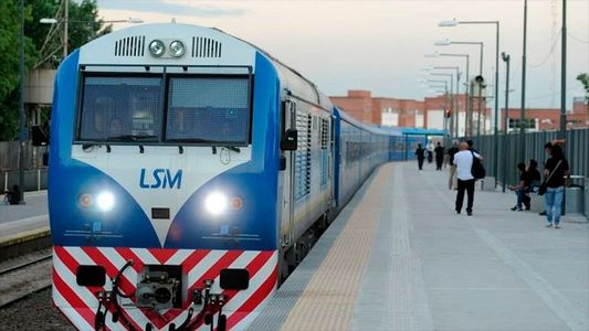 Dos niños saltaron a las vías del tren para rescatar a su perro y fueron arrollados