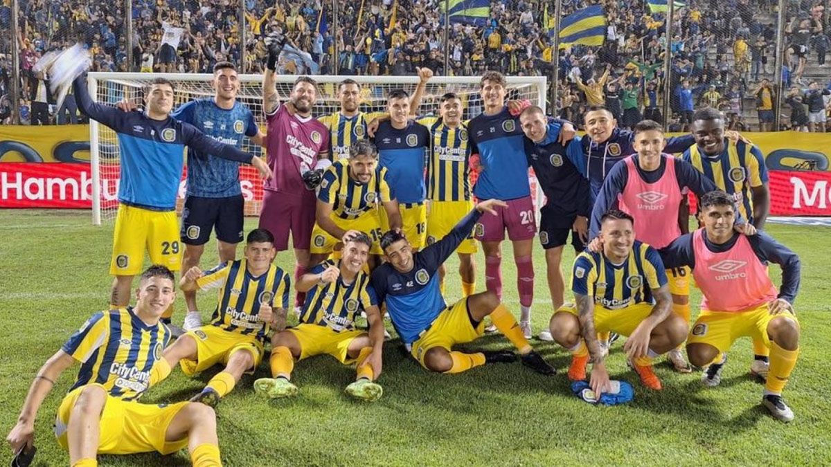 Rosario Central eliminó a Racing y enfrentará a River en la semifinal de la Copa de la Liga Profesional. 