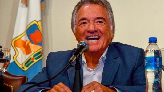 Barrionuevo, irónico, le abrió la puerta a Cristina: “Que venga con su prontuario”