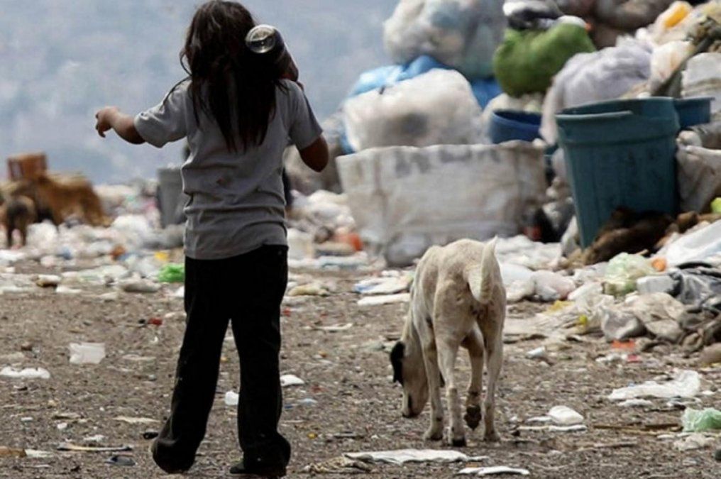 Según la UCA, el 44,2% de la población argentina se encuentra bajo la línea de pobreza