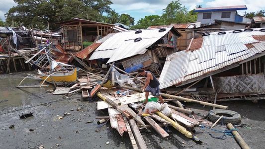 Impresionantes videos del terremoto que afectó a Filipinas y generó una alerta de tsunami