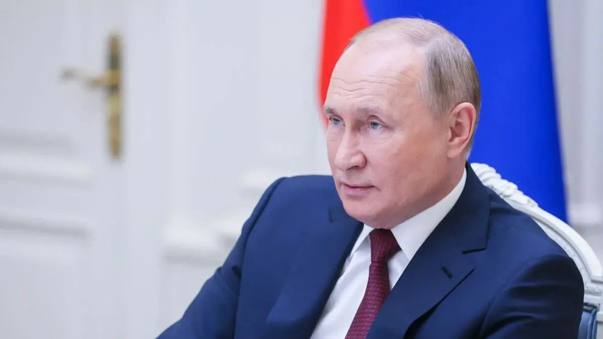 Vladimir Putin aplicó un cepo cambiario y los bancos no podrán vender monedas extranjeras. (Foto: archivo)