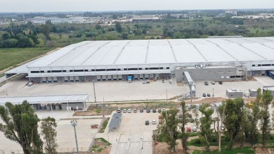 Volkswagen inaugura un nuevo Centro Logístico en Pilar